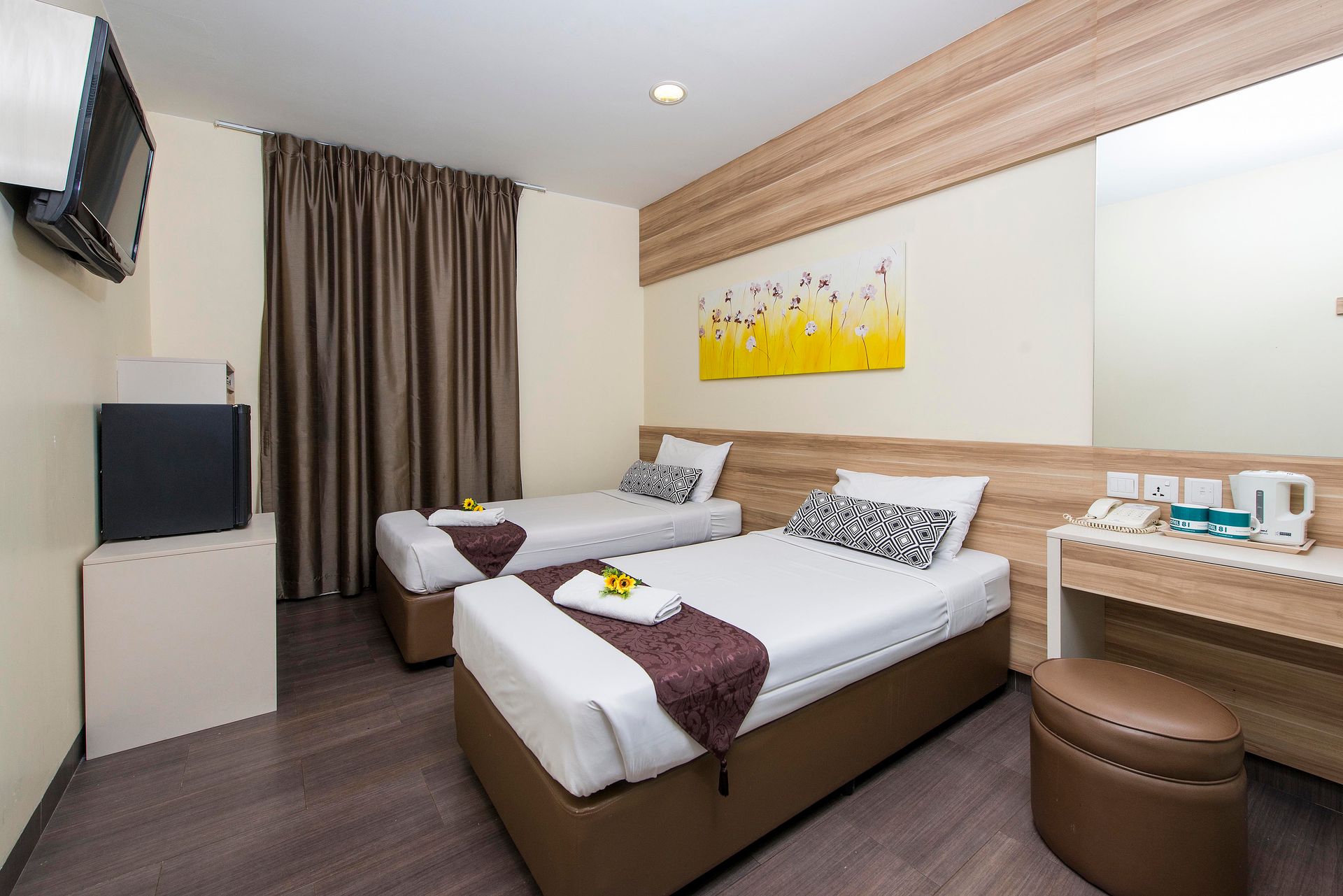 Hotel 81