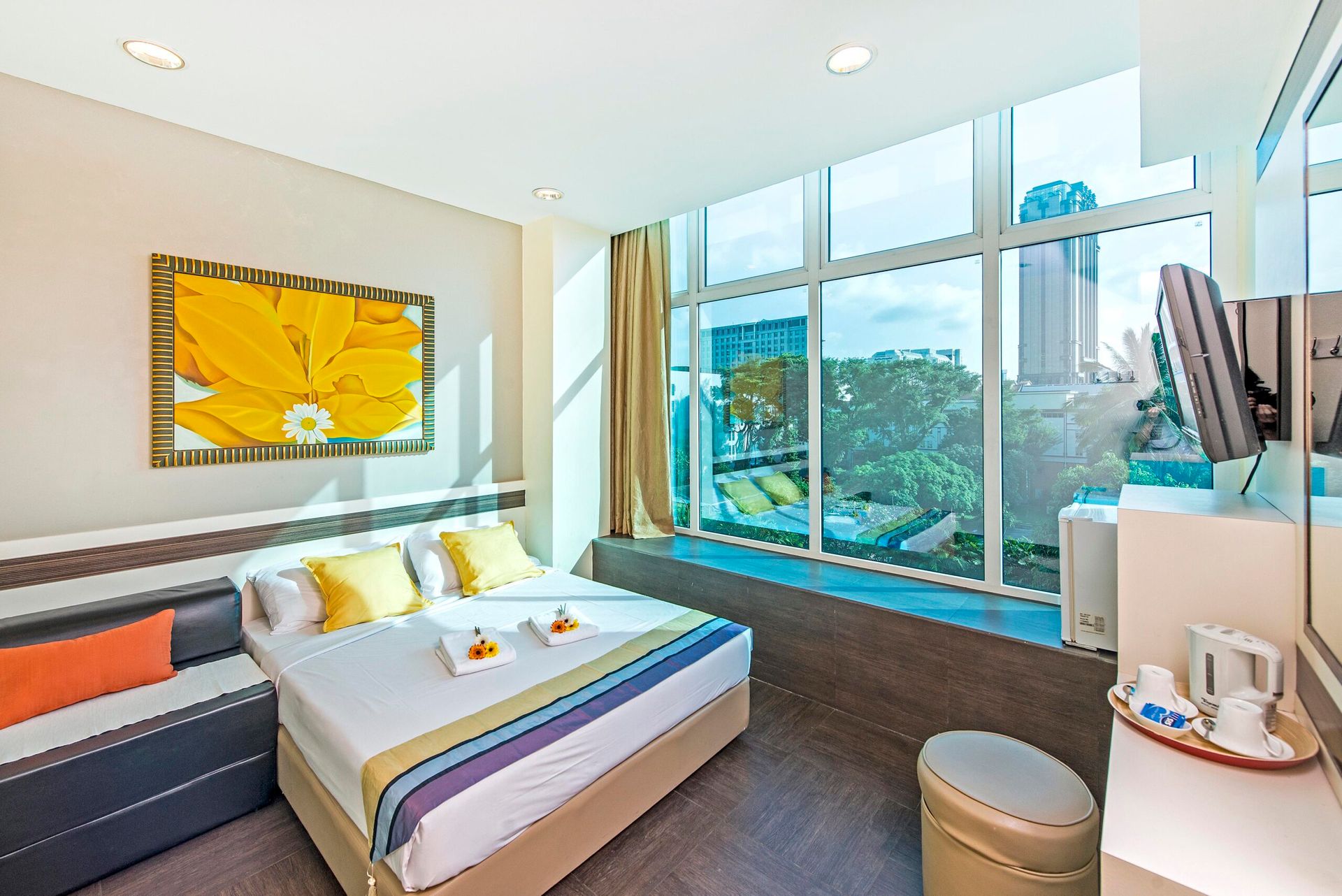 Hotel 81