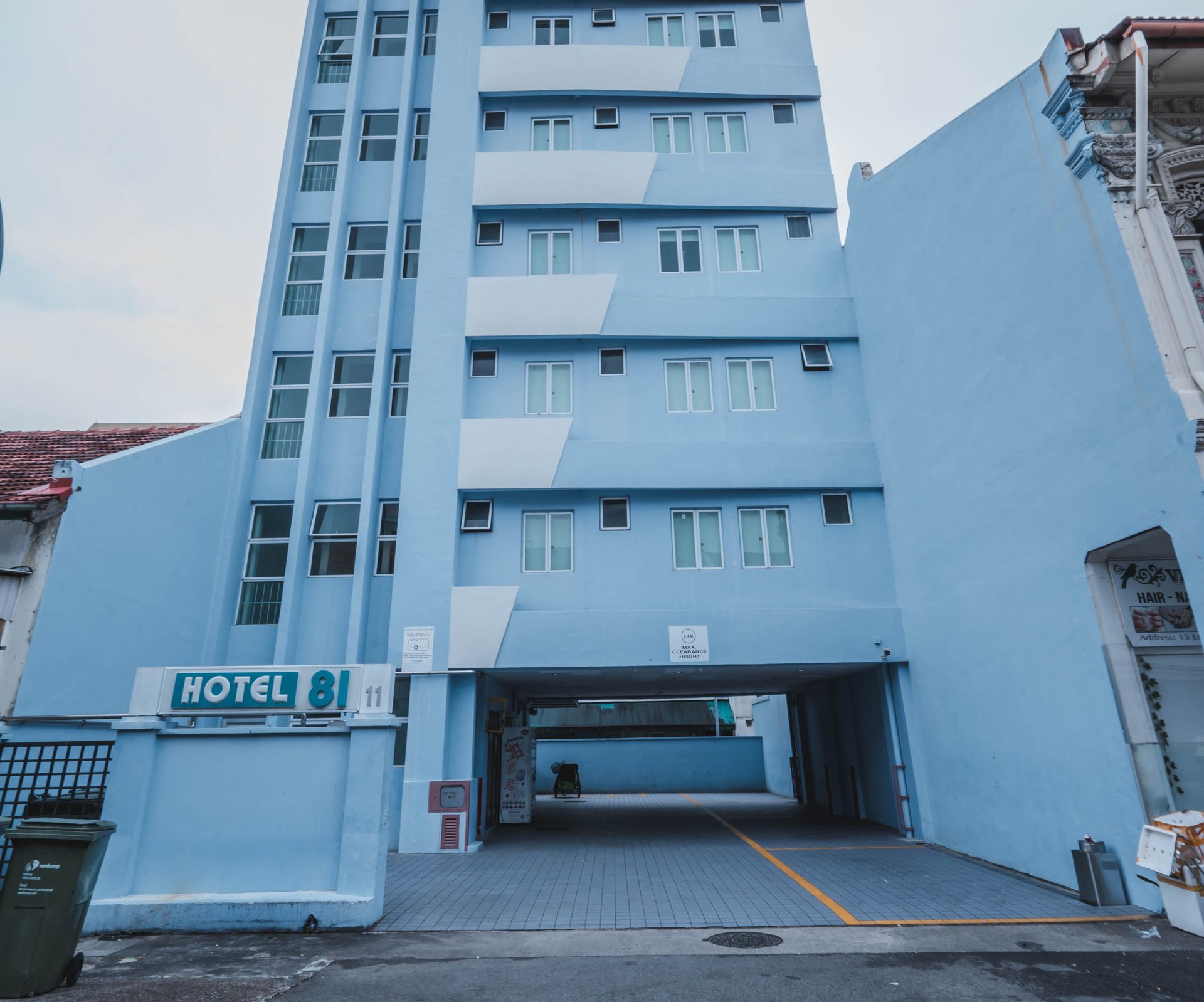 Hotel 81