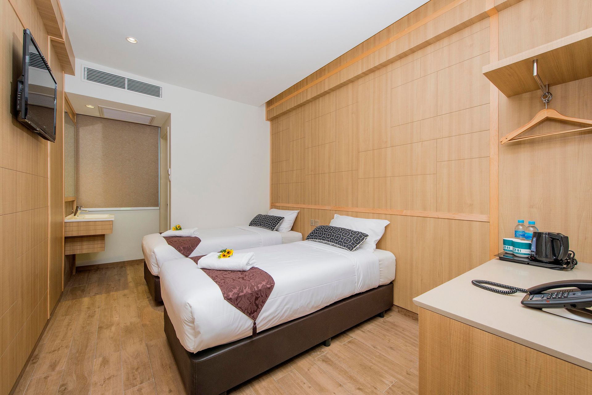 Hotel 81