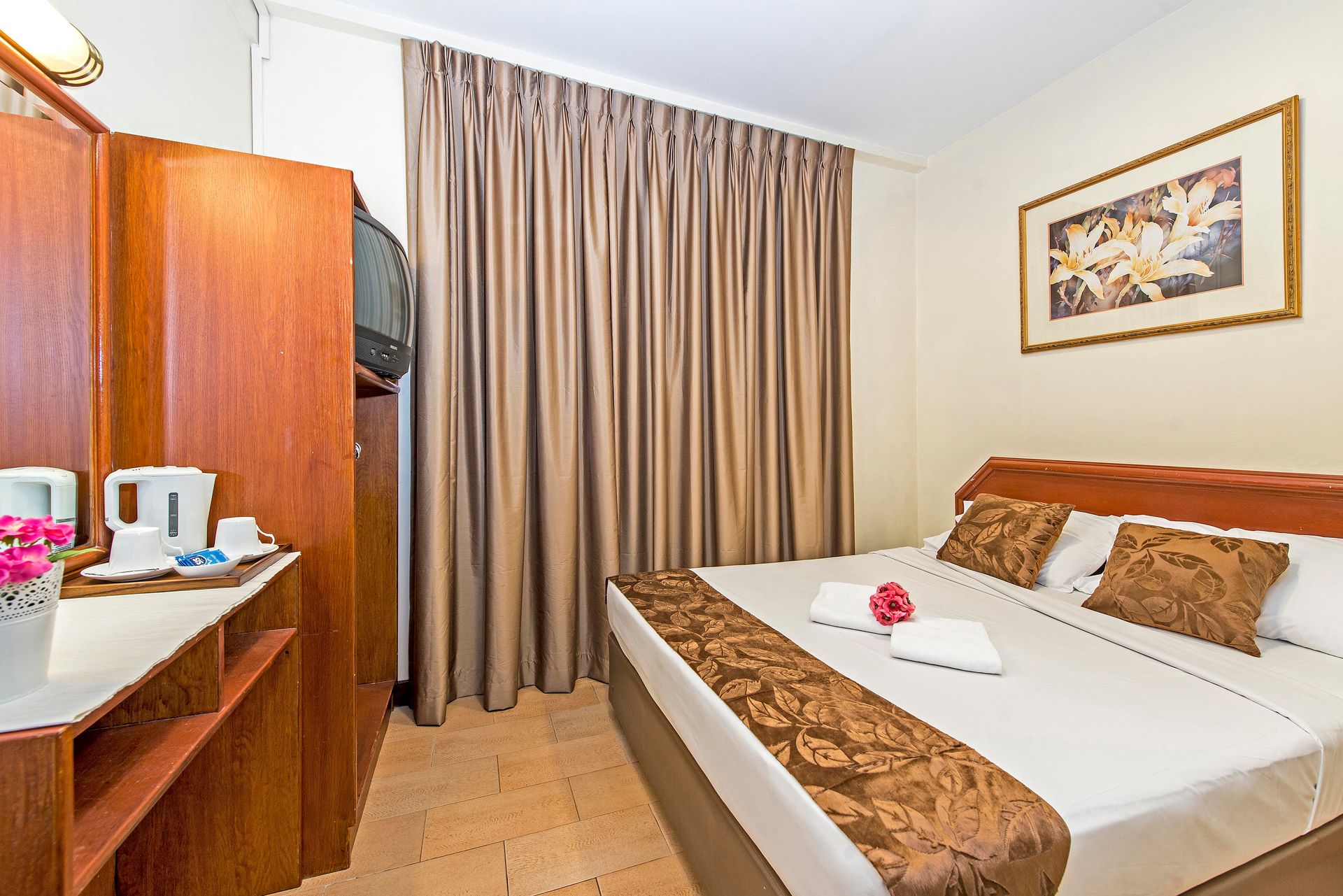 Hotel 81