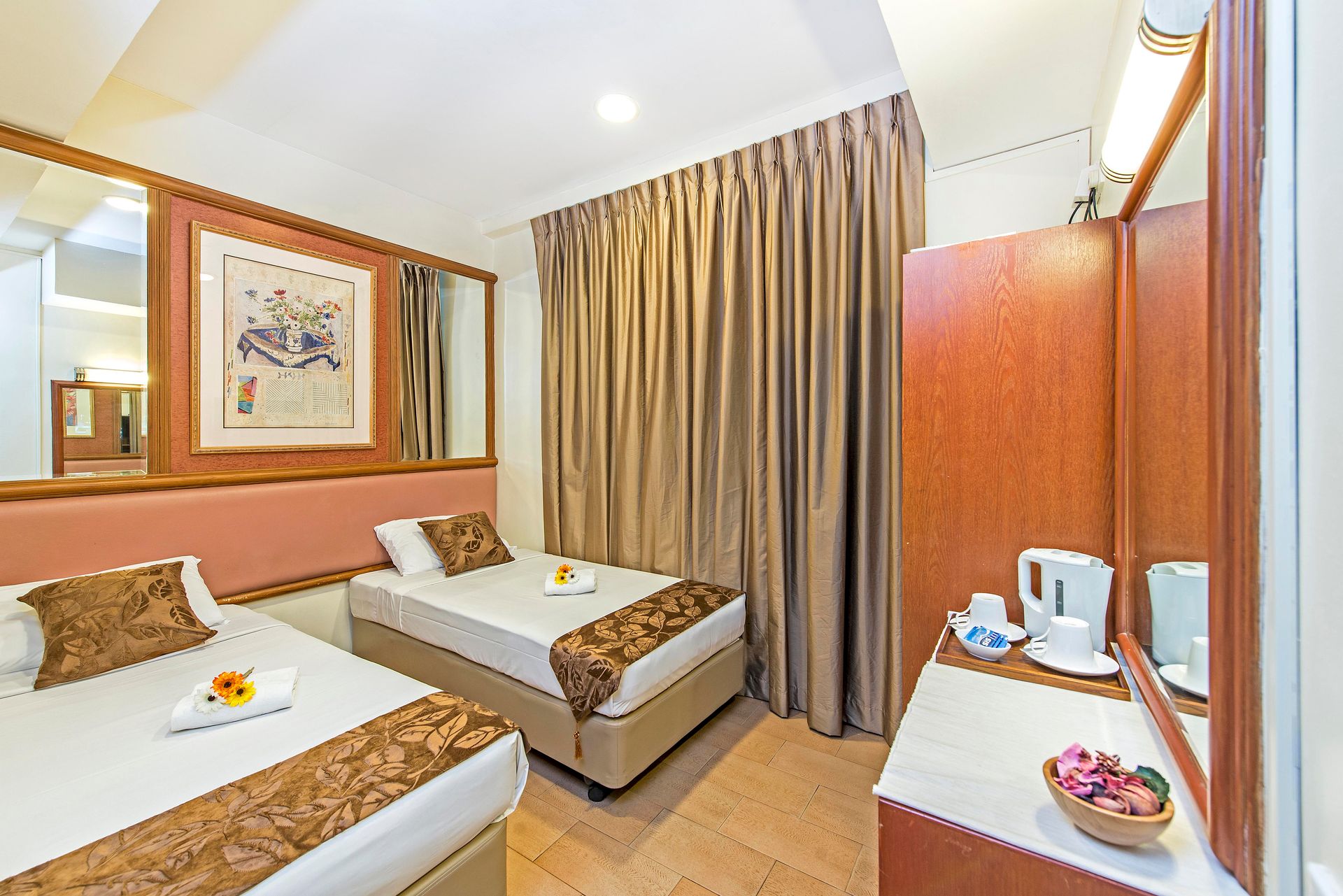 Hotel 81