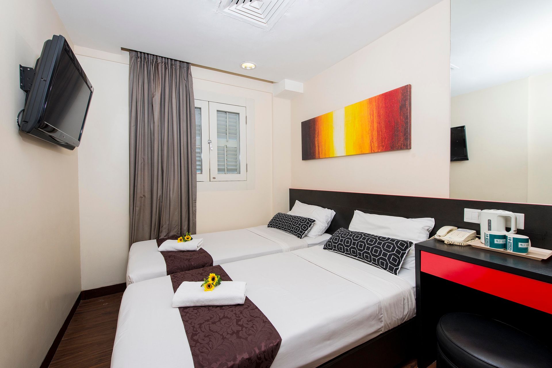 Hotel 81