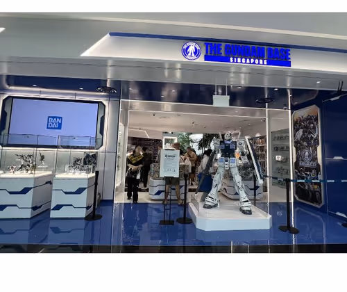 Singapore’s First Gundam Flagship Store