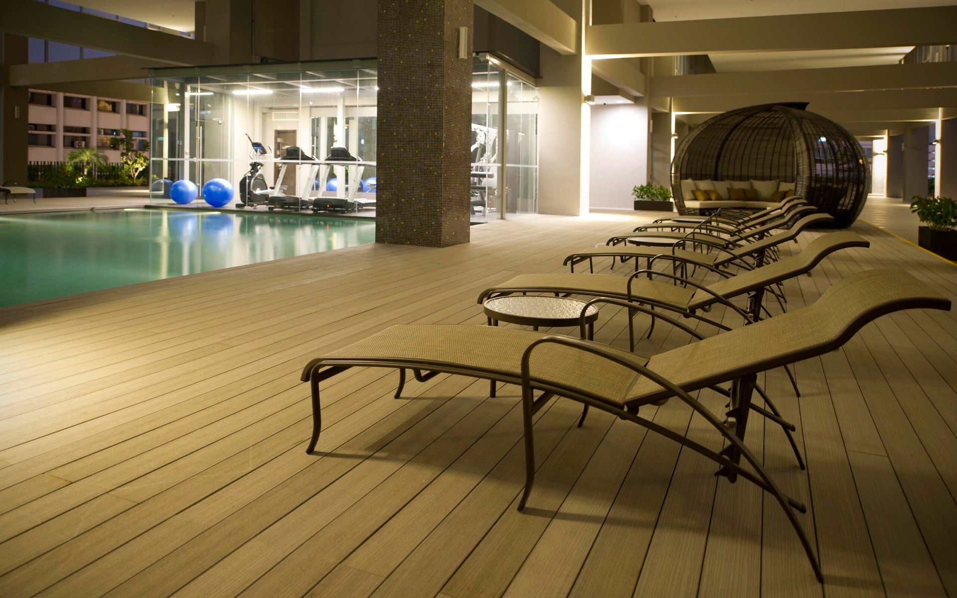 V Hotel
