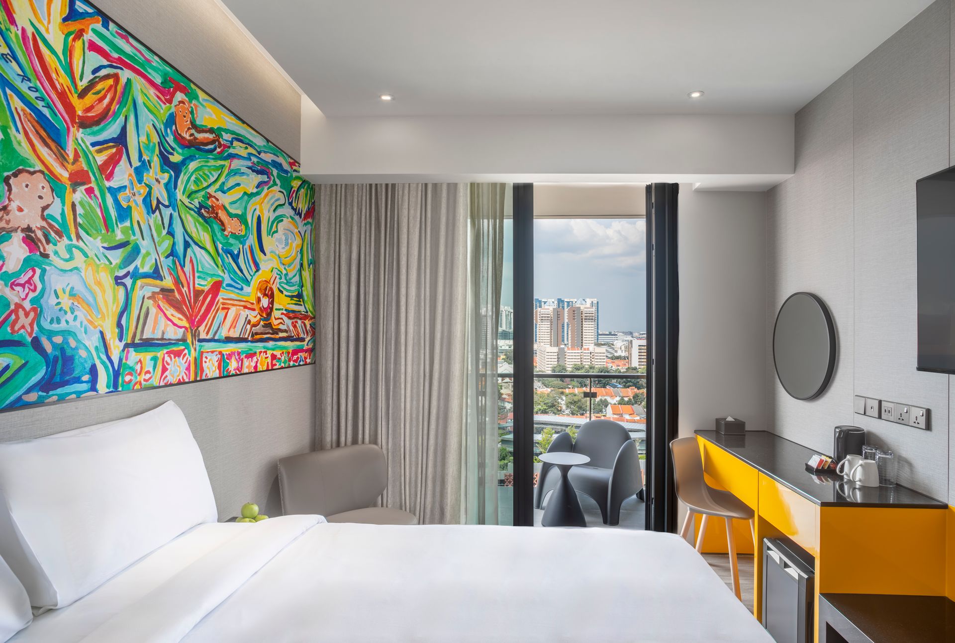Mi Deluxe Queen (Balcony)​ Room